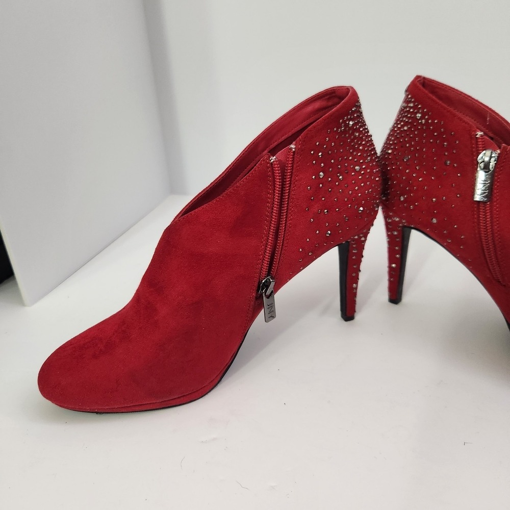 Jones New York Montrose Studded Red Maroon Booties Sz 9.5, 4in Heels EUC - Picture 5 of 16